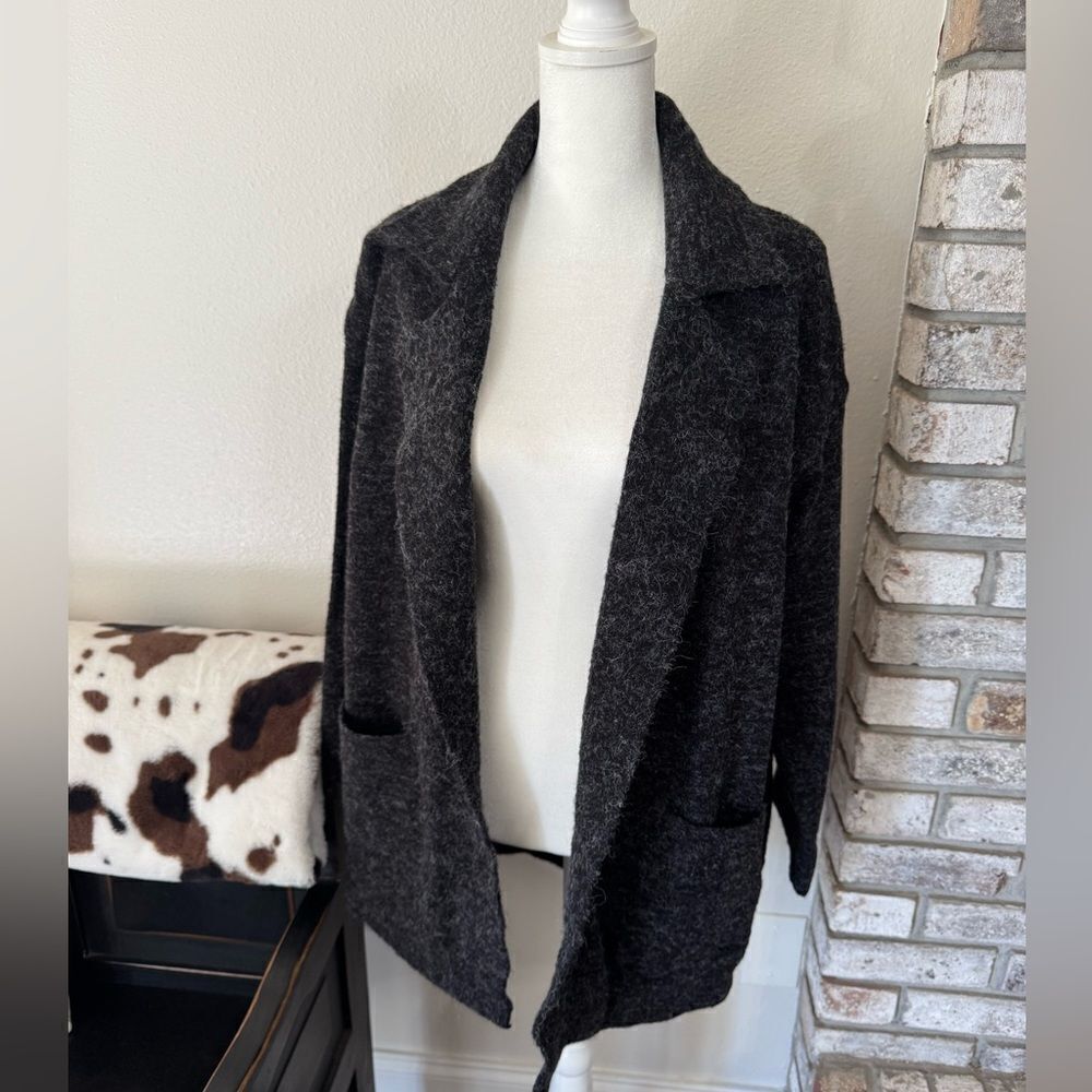 Sweater jacket  - Picture 2 of 5